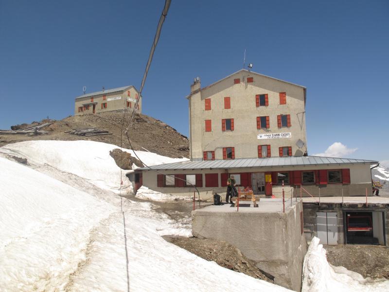 Rifugio Casati dal rifugio Forni con tappa al rifugio Pizzini